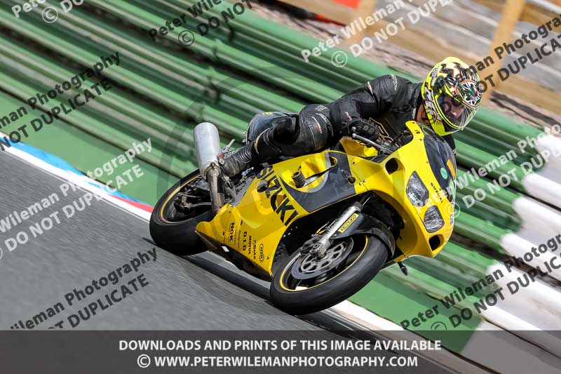 enduro digital images;event digital images;eventdigitalimages;mallory park;mallory park photographs;mallory park trackday;mallory park trackday photographs;no limits trackdays;peter wileman photography;racing digital images;trackday digital images;trackday photos